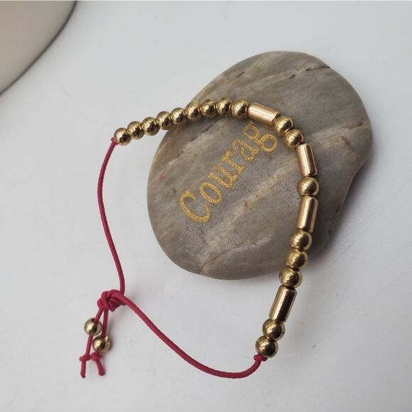 Gold tone brushed tiny beaded minimalist bracelet red twine - Picture 2 of 2